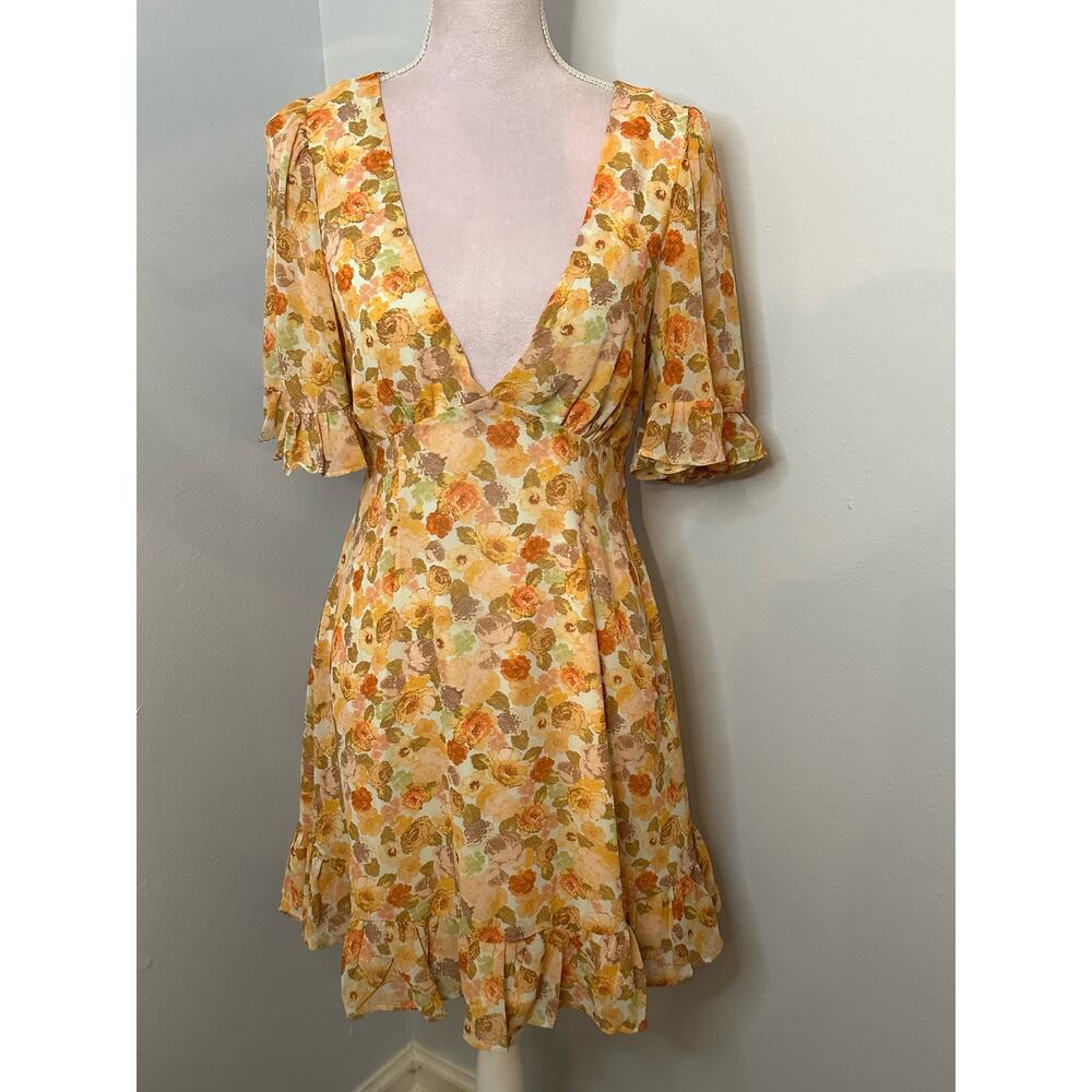 NWT Here comes the Sun Floral A Line Ruffle Open Back Dress Sz L